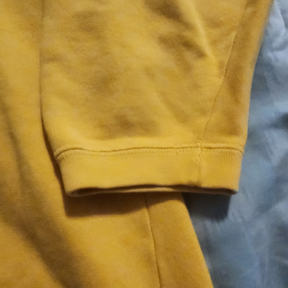 VTG Michigan Wolverines Sweatshirt Men's Size Large Yellow‎ Crewneck Pullover - Picture 4 of 8